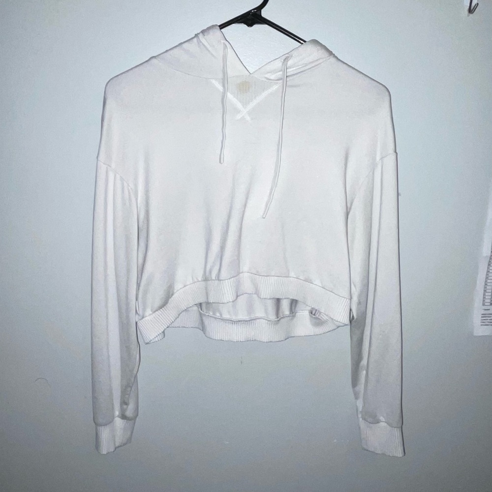 Small white womens crop top
